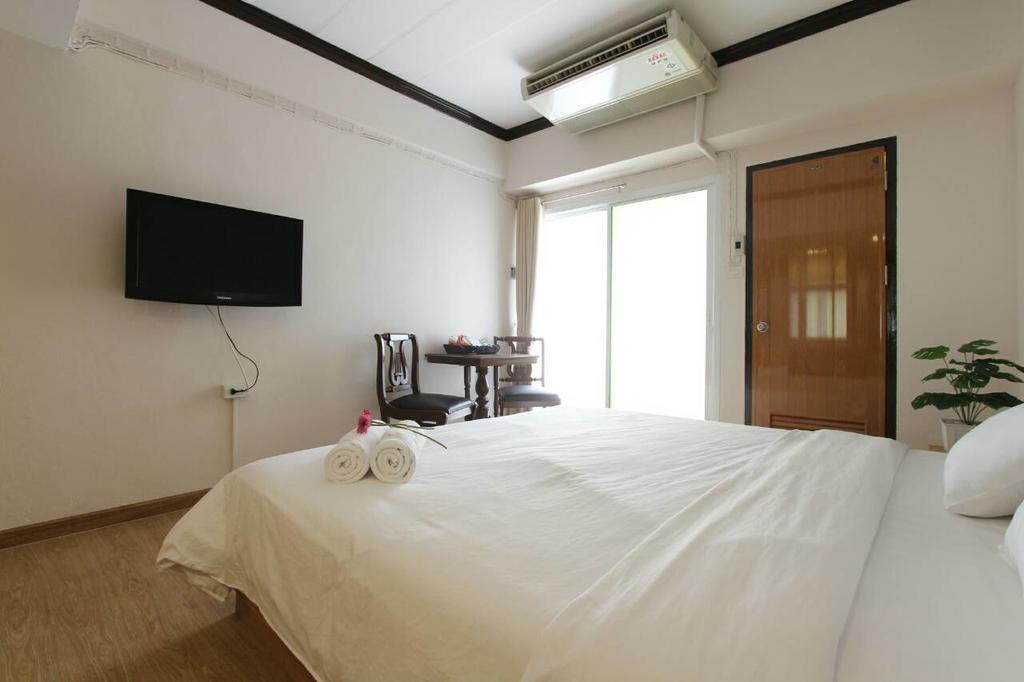 Beerapan Hotel Bangkok Værelse billede