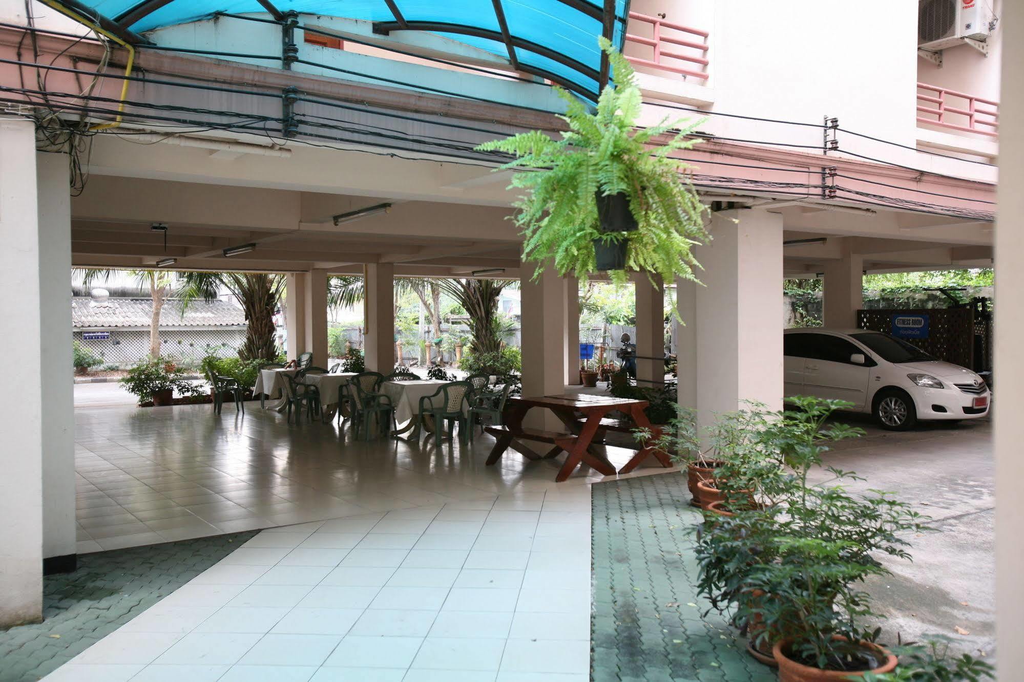 Beerapan Hotel Bangkok Eksteriør billede
